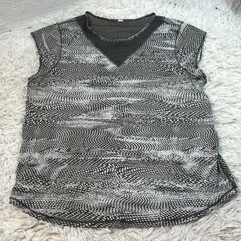 Lululemon For The Run Short Sleeve Swerve Vapor Metal Grey / Metal Grey